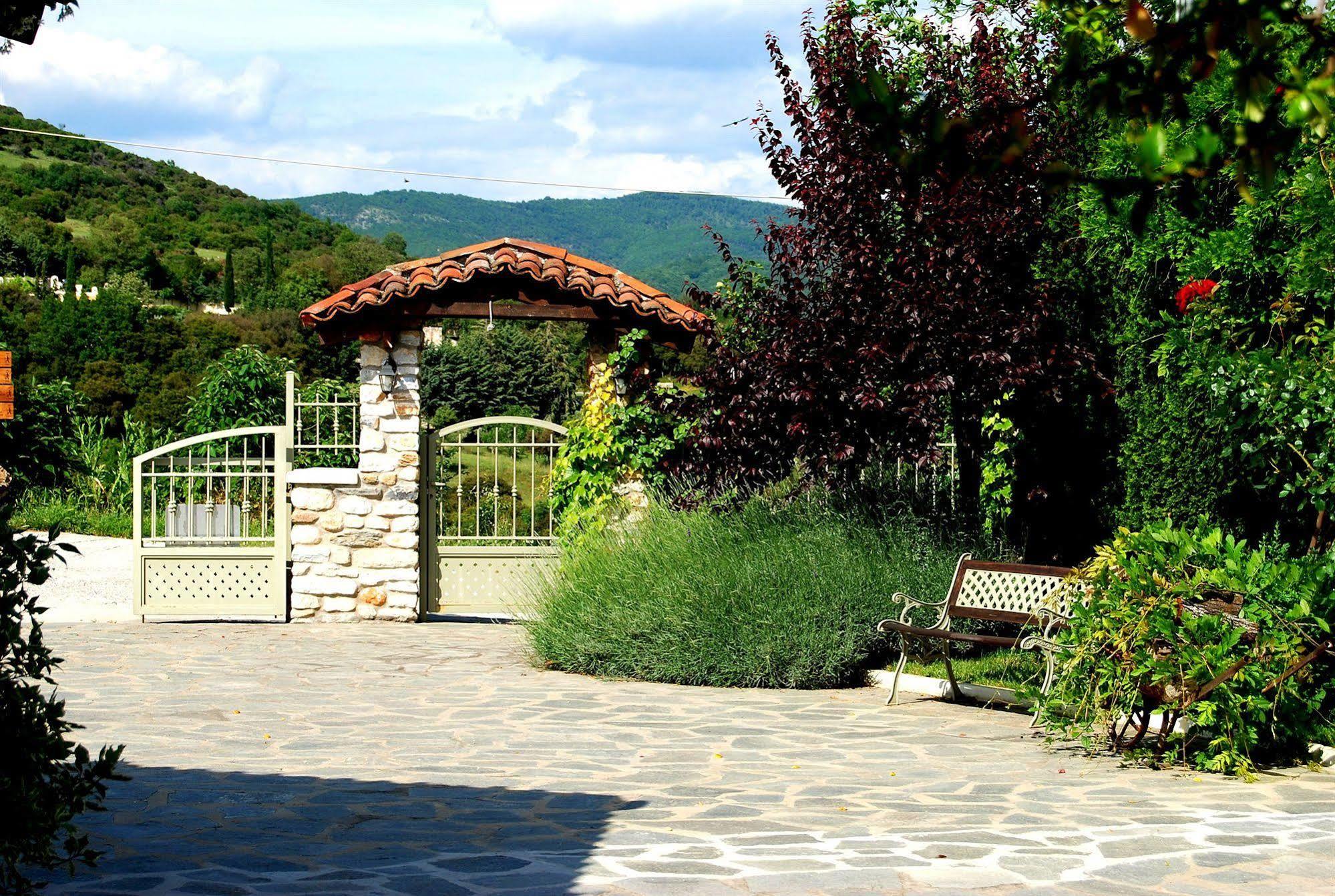 Jennifer Home Hotel Taxiarches  Экстерьер фото